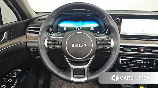 Kia K5 3rd generation 2022 Белый из Кореи, фото 4