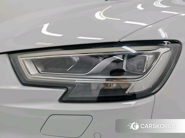 Audi A3 2021 Белый из Китая, фото 4