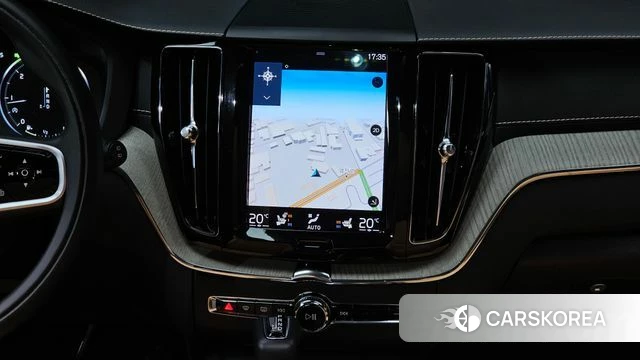 Volvo XC60 second Generation 2019 Серебристо-серый из Кореи, фото 4
