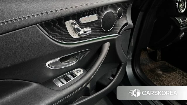 Mercedes-Benz E-Class W213 2019 Серый из Кореи, фото 4