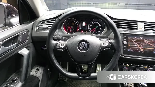 Volkswagen Tiguan second Generation 2020 Черный из Кореи, фото 4
