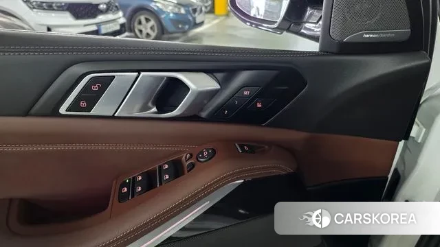 BMW X5 (G05) 2025 Белый из Кореи, фото 4