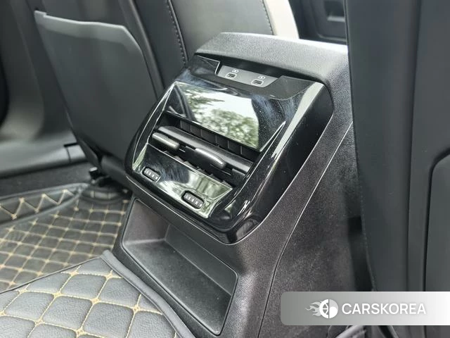 Audi A5L 2025 Фиолетовый из Китая, фото 4