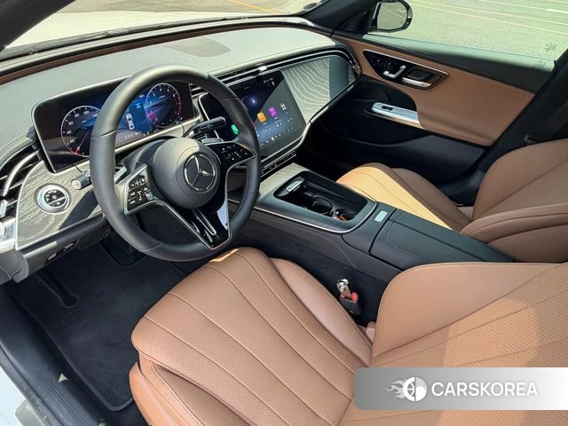 Mercedes-Benz E-Class W214 2024 Белый из Кореи, фото 4