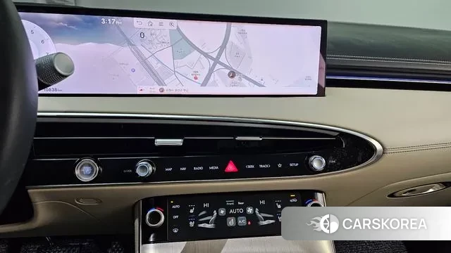 Genesis GV70 2025 Белый из Кореи, фото 4