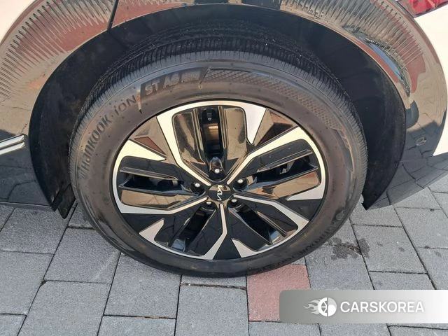 Kia EV6 2022 Белый из Кореи, фото 4