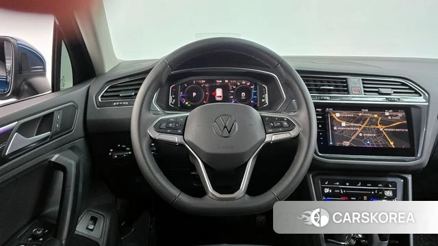 Volkswagen Tiguan second Generation 2024 Синий из Кореи, фото 4