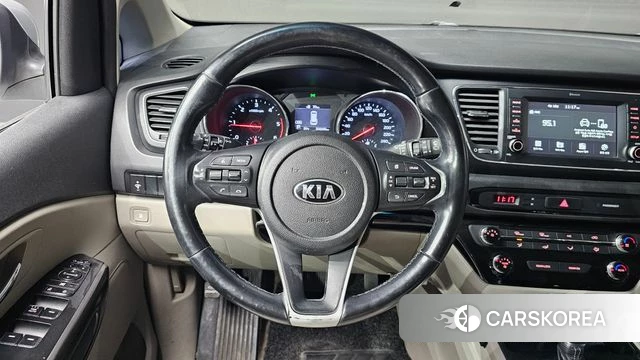 Kia The New Carnival 2018 Серебряный из Кореи, фото 4