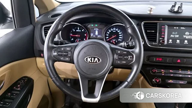 Kia The New Carnival 2018 Белый из Кореи, фото 4