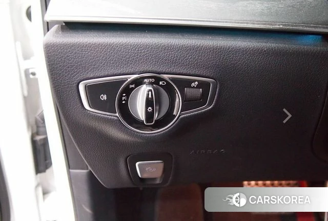 Mercedes-Benz E-Class W213 2021 Белый из Кореи, фото 4