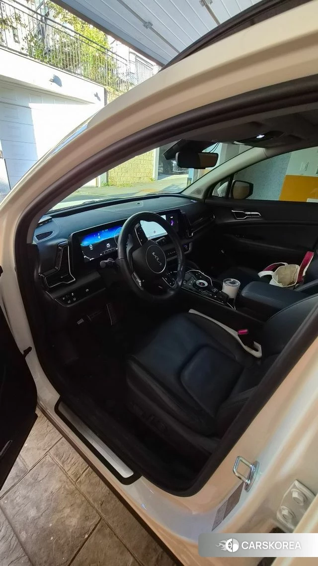 Kia Sportage 5th Generation Hybrid 2023 Белый из Кореи, фото 4