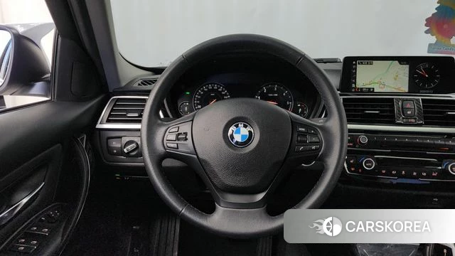 BMW 3 Series (F30) 2018 Белый из Кореи, фото 4