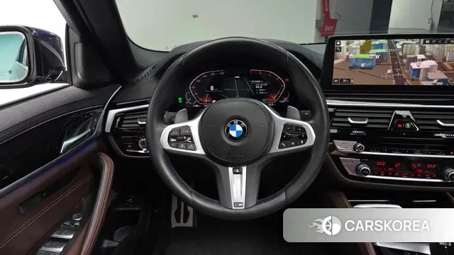 BMW 5 Series (G30) 2022 Черный из Кореи, фото 4