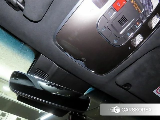 Genesis GV70 2023 Черный из Кореи, фото 4