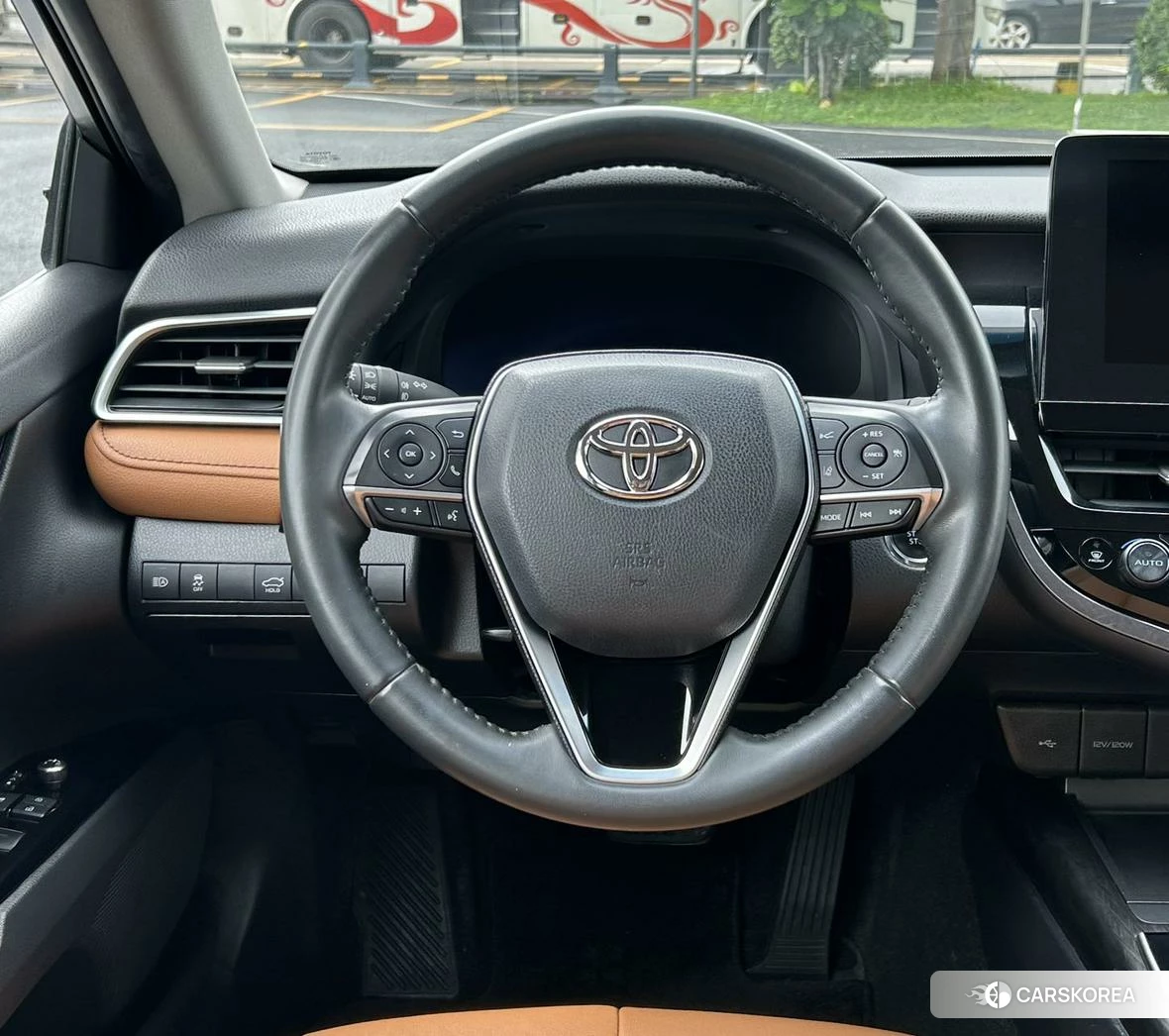 Toyota Camry 2021 Белый из Китая, фото 4