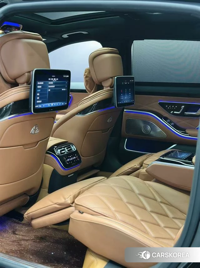 Mercedes-Benz Maybach S-class 2023 Черный из Китая, фото 4
