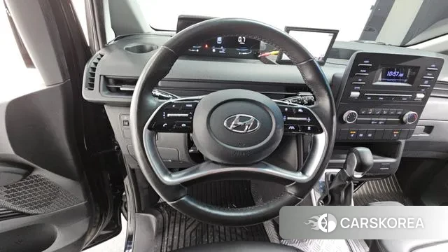 Hyundai Staria 2023 Черный из Кореи, фото 4