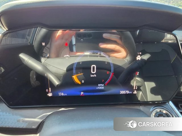 Chevrolet (GM Daewoo) Trax Crossover 2024 Черный из Кореи, фото 4