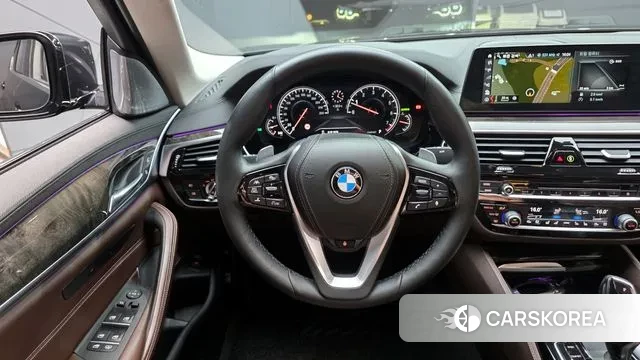 BMW 5 Series (G30) 2018 Черный из Кореи, фото 4