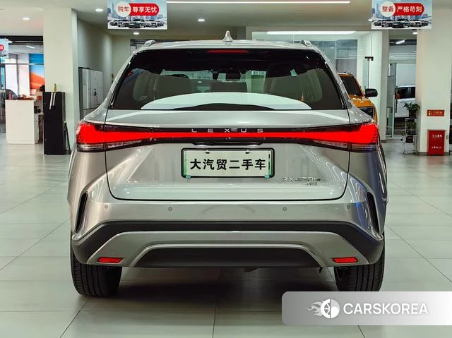 Lexus RX PHEV 2023 Шампань из Китая, фото 4