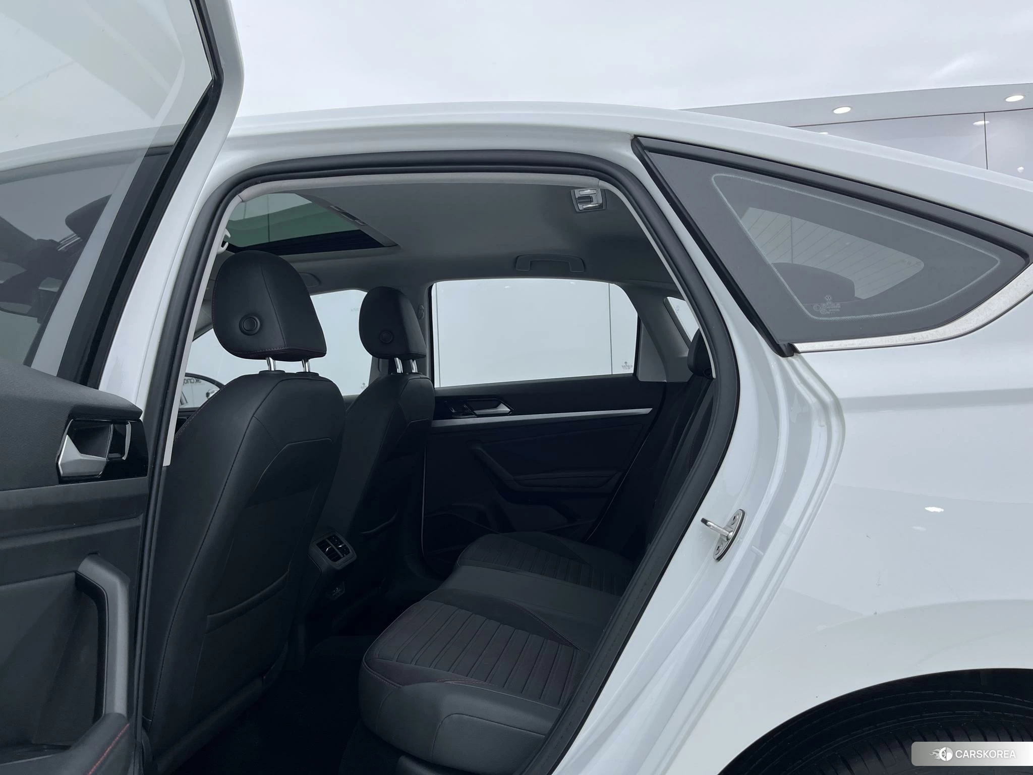 Volkswagen Lavida 2022 Белый из Китая, фото 4