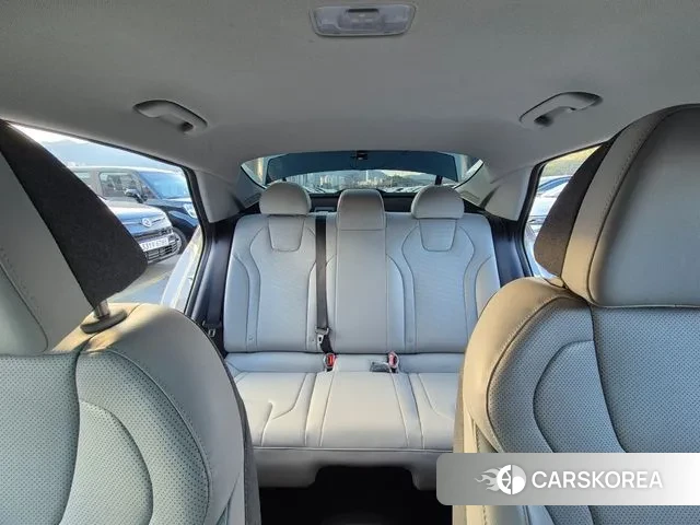 Hyundai Avante Hybrid (CN7) 2022 Серый из Кореи, фото 4