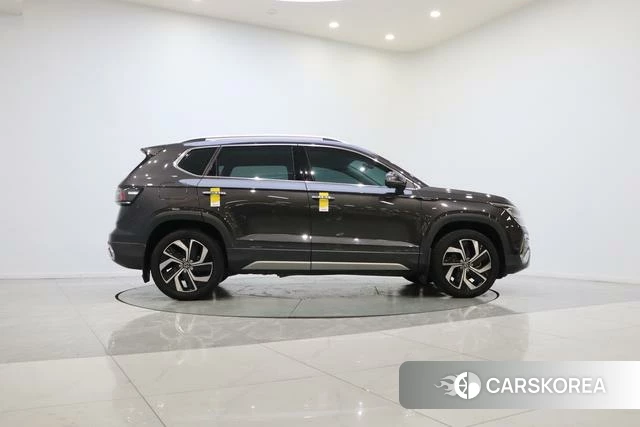Volkswagen Tuyue 2024 Темно-серый из Китая, фото 4