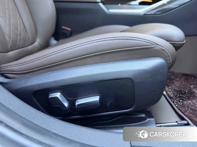 BMW 3 series 2023 Белый из Китая, фото 4