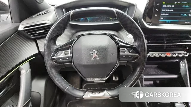 Peugeot e-2008 second generation 2021 Белый из Кореи, фото 4