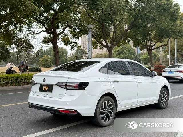 Volkswagen Lavida 2024 Белый из Китая, фото 4