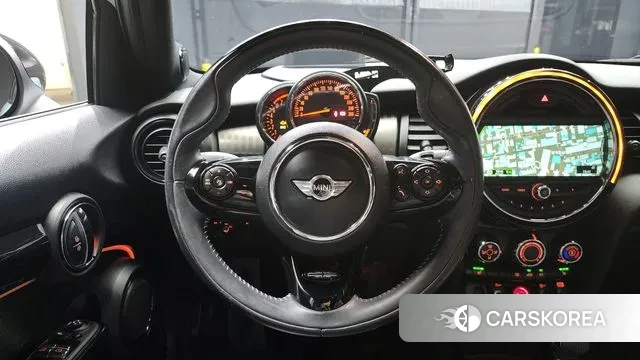 Mini Cooper 2018 Цвет галактики из Кореи, фото 4