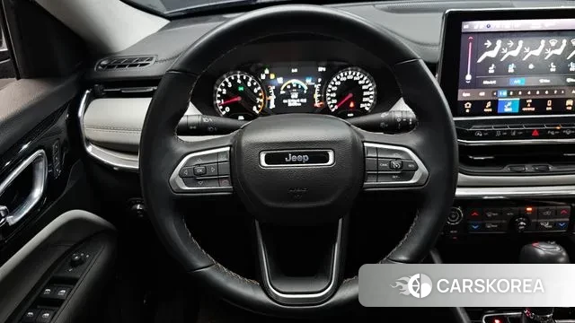 Jeep Compass 2nd Generation 2022 Серый из Кореи, фото 4