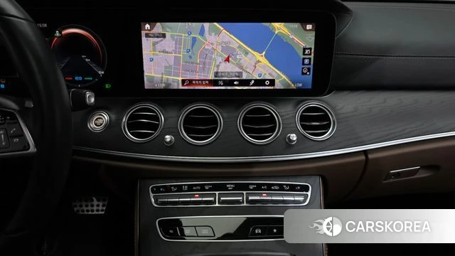 Mercedes-Benz E-Class W213 2021 Белый из Кореи, фото 4