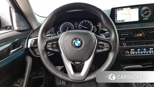 BMW 5 Series (G30) 2018 Серый из Кореи, фото 4