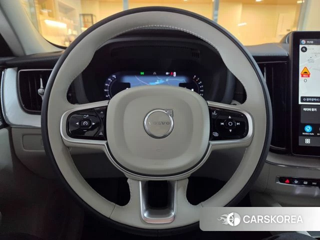 Volvo XC60 second Generation 2026 Белый из Кореи, фото 4