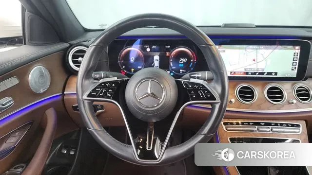 Mercedes-Benz E-Class W213 2021 Белый из Кореи, фото 4