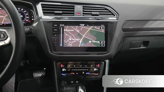 Volkswagen Tiguan second Generation 2022 Белый из Кореи, фото 4