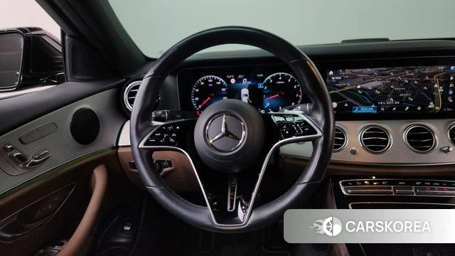 Mercedes-Benz E-Class W213 2021 Черный из Кореи, фото 4