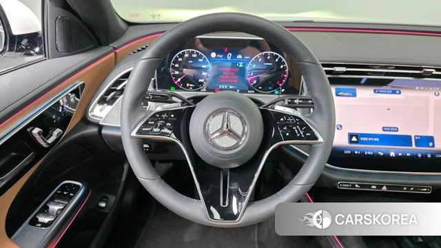 Mercedes-Benz E-Class W214 2025 Белый из Кореи, фото 4