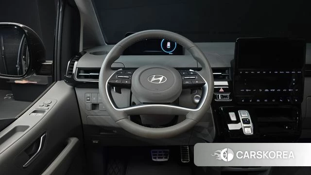 Hyundai Staria 2024 Черный из Кореи, фото 4