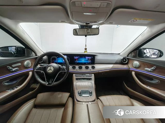 Mercedes-Benz E-class 2023 Черный из Китая, фото 4
