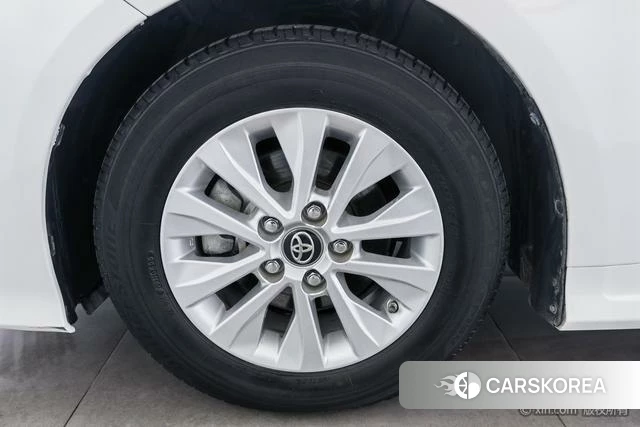 Toyota Corolla 2022 Белый из Китая, фото 4