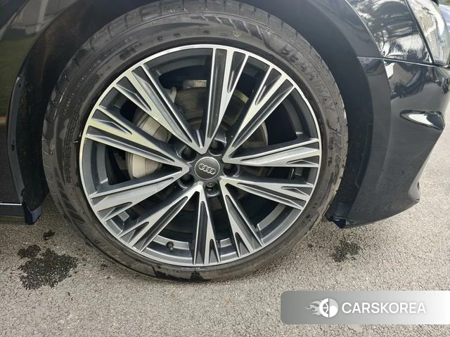 Audi A6L 2022 Черный из Китая, фото 4