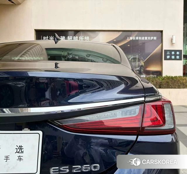 Lexus ES 2022 Синий из Китая, фото 4