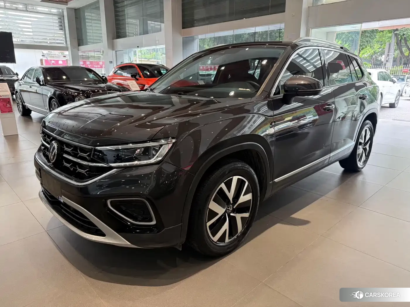 Volkswagen Tayron 2023 Черный из Китая, фото 4