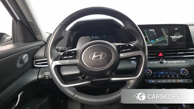 Hyundai The New Avante (CN7) 2024 Белый из Кореи, фото 4