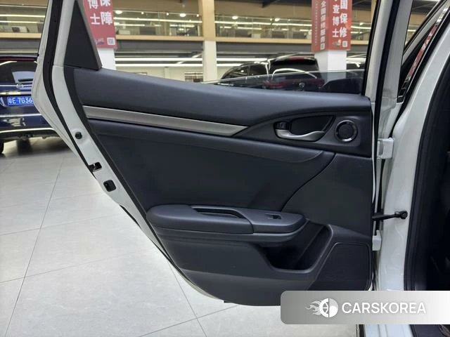 Honda Civic 2020 Белый из Китая, фото 4