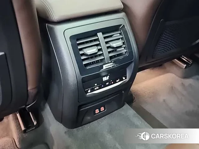 BMW X4 (G02) 2024 Черный из Кореи, фото 4