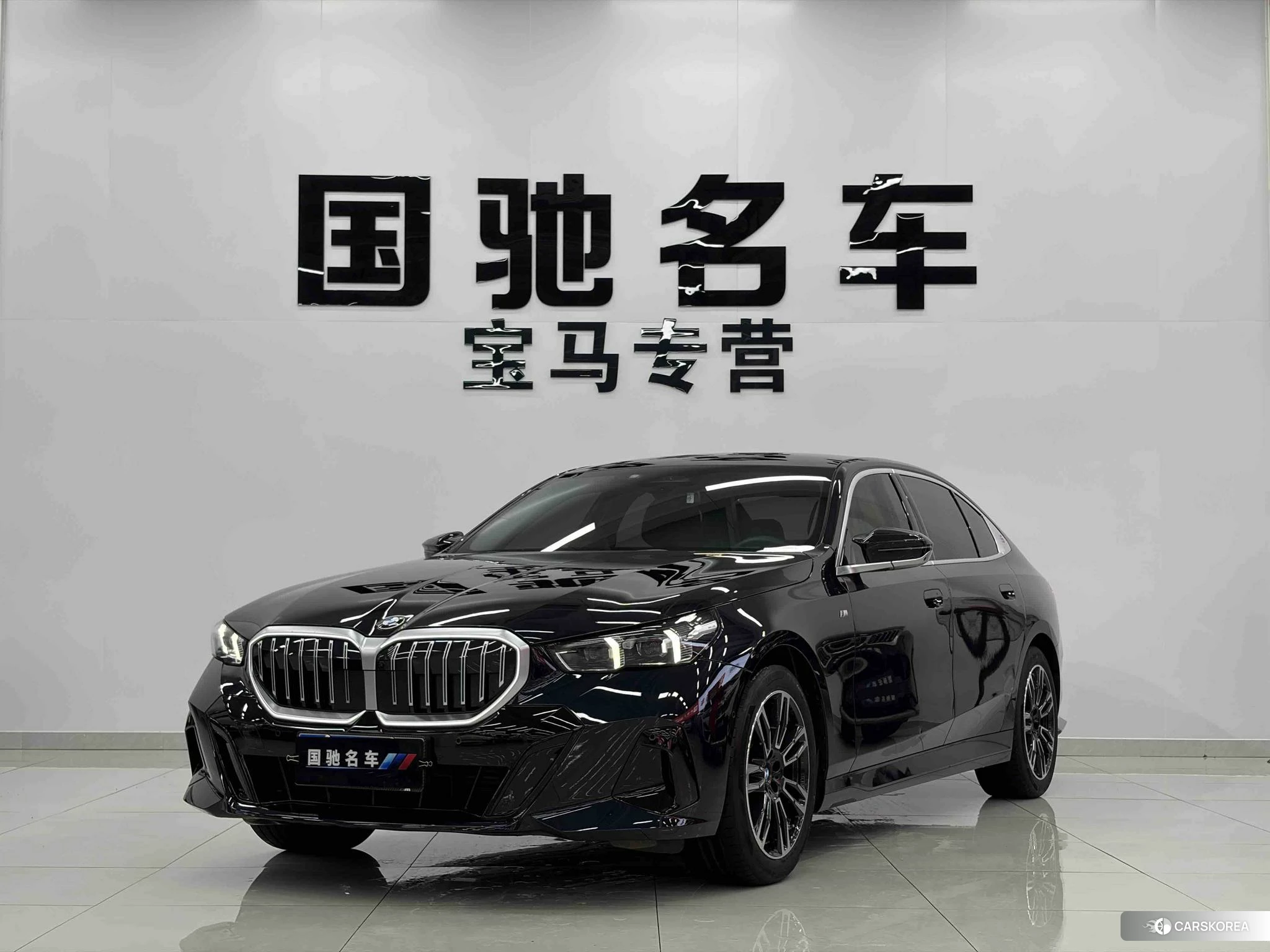 BMW 5 series 2024 Черный из Китая, фото 4
