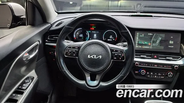 Kia Niro Plus 2023 Серый из Кореи, фото 4